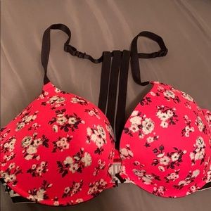 VS Pink Bra❗️2 for $20 or 3 for $30❗️